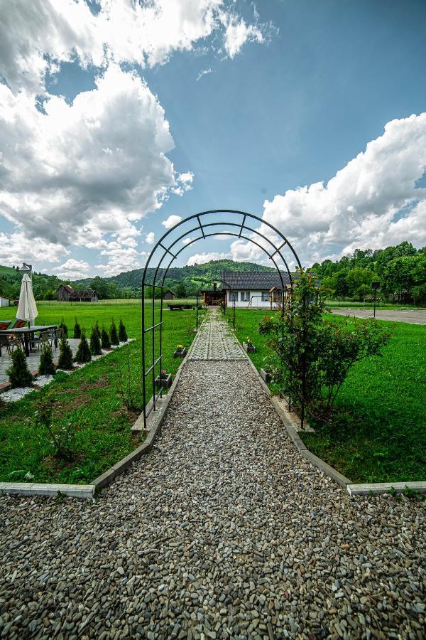 Pensiunea Arc Bucovina Vama  Exterior foto